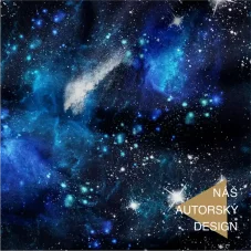 Hluboký vesmírný motiv na bavlněném úpletu – hvězdný prach, světelné body a kontrastní galaxie.