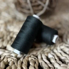 Univerzální polyesterová nit Hagal Unipoly v návinu 500m, sosnová zeleň