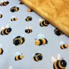 Letní pružný softshell s roztomilými čmeláky Letní pružný softshell s roztomilými čmeláky