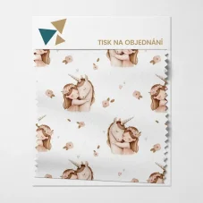 Detailní pohled na design Holčička a jednorožec 🦄 v jemných růžovo-béžových tónech – tisk na objednání OliVe.cz.