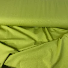 etail limetkově zeleného bio organického single-jersey úpletu s hladkým povrchem.