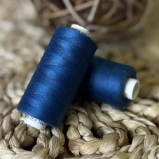 Univerzální polyesterová nit Hagal Unipoly v návinu 500m, mořsky modrá