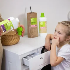 Prací gel z mýdlových ořechů s BIO levandulovou silicí, Látky OliVe