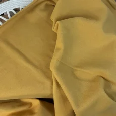 Hebká hořčicová teplákovina 320 g/m² – kvalitní látka od Látky OLiVe.