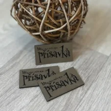 Koženkový štítek Maminčina přísavka – antik hnědý odstín