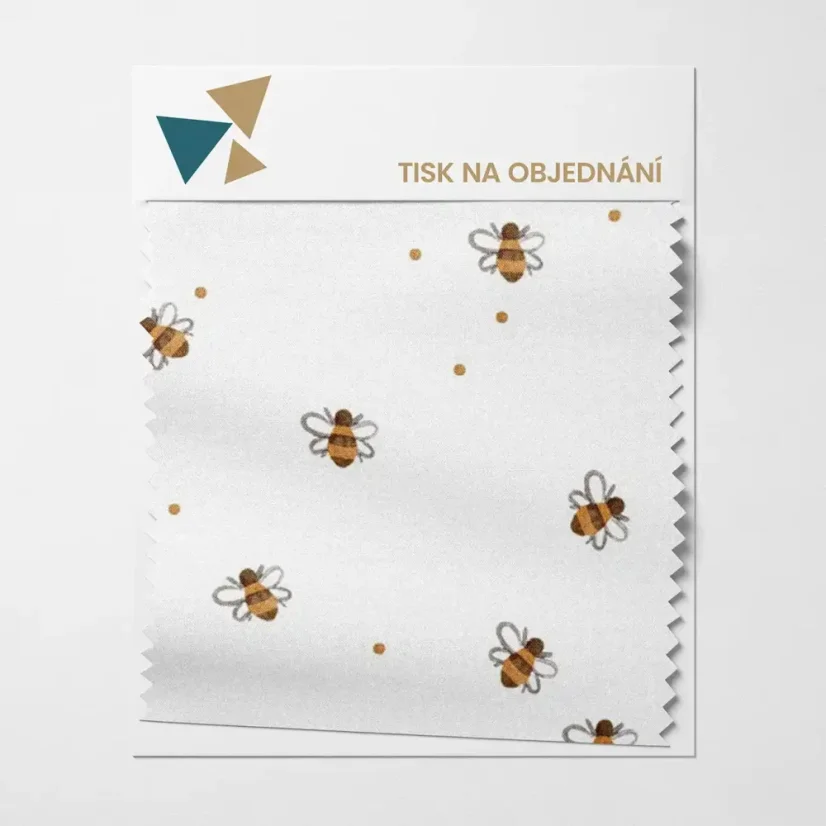 Látka s motivem včelek na bílém podkladu – jemný přírodní design pro tisk na objednávku.
