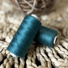 Univerzální polyesterová nit Hagal Unipoly v návinu 500m, mechová zeleň