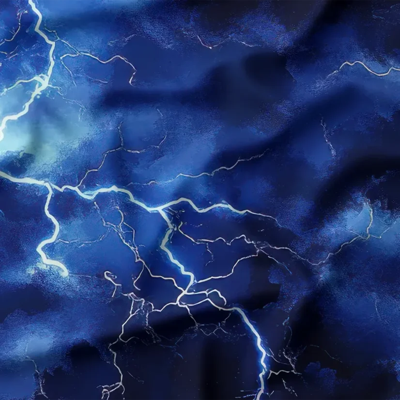 Bavlněný úplet Bouřkové mraky Electric Blue – blesky na tmavě modrém podkladu, metráž